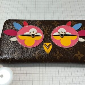 Louis Vuitton lovely birds owl zippy wallet